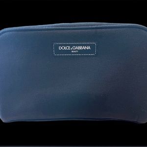 Free w/$40 purchase NWT Dolce & Gabbana large makeup bag travel dark black